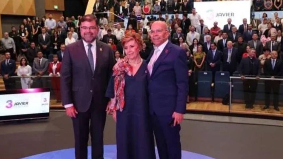 Con un emotivo Tercer Informe de Gobierno el presidente municipal de Celaya, Javier Mendoza Márquez, se despide del Ayuntamiento 2021-2024.