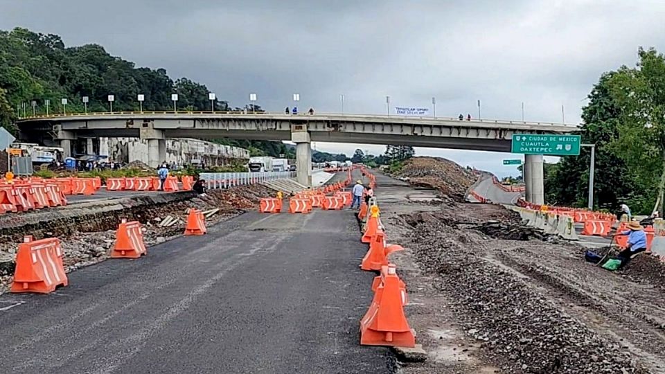 Para entender el conflicto debemos ir a la historia del proyecto: La ampliación de la autopista México-Acapulco comenzó hace 12 años.