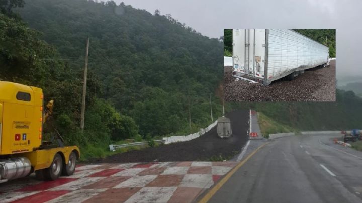 Tráiler usa rampa de emergencia en autopista Puebla - Orizaba y evita accidente