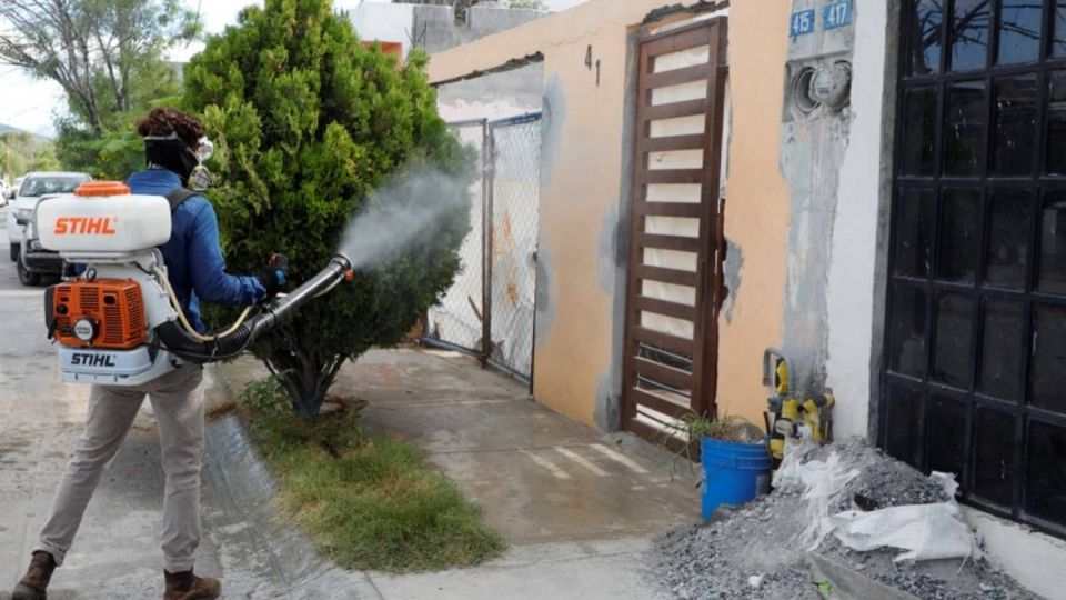 El dengue en Nuevo León ha dejado ya tres muertos y más de 2 mil contagiados, algunos en estado grave