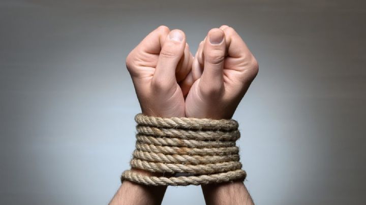 Hombre sufre “levantón” en Tula, una motocicleta daría con su paradero