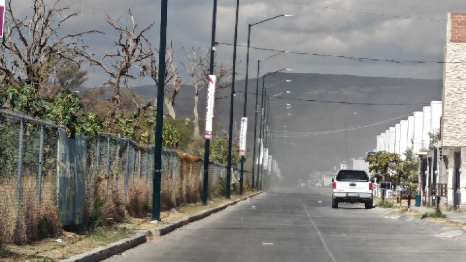 Parecía que iba a llover ayer en León y sólo hubo fuertes rachas de viento.