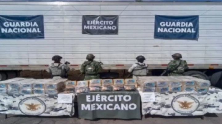 Por llamada anónima encontraron los 300 kilos de cocaína en el techo de un tráiler