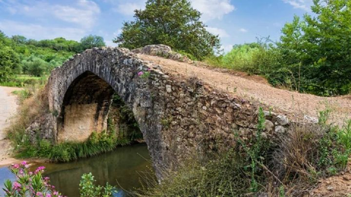 Lánzate al Puente de los Suspiros que te falta por conocer en Huasca; tiene una leyenda