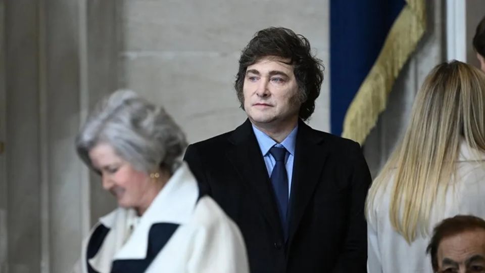 El presidente de Argentina, Javier Milei entre los asistentes a la investidura de Trump.