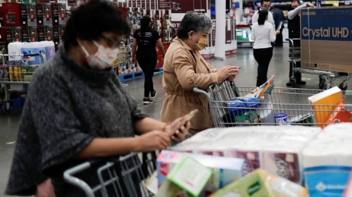 Sam's Club le hace el feo a adultos mayores con tarjeta INAPAM, pero va por los usuarios de Banorte