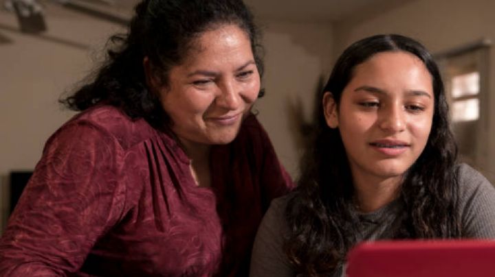 SEP: Así podrás estudiar la prepa en línea en 2025