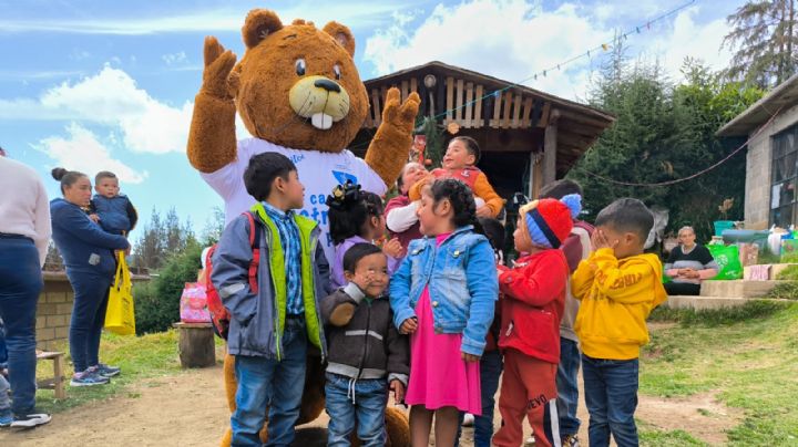 Seguritech y Fundación en Movimiento llevaron juguetes a pequeños de preescolar rural en Edomex