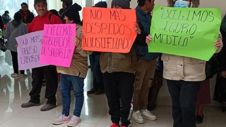 Trabajadores en Tulancingo acusan despidos injustificados, alcaldesa revira con malos manejos