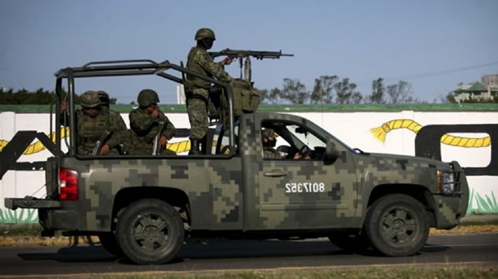 Ejército y huachicoleros protagonizan balacera en Nopala durante operativo