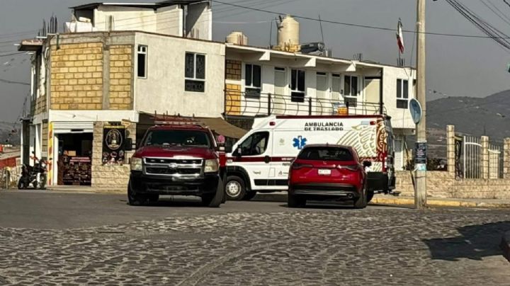 Localizan hoyo de más de 2 metros de profundidad en zona comercial de Tepeji; esto sabemos