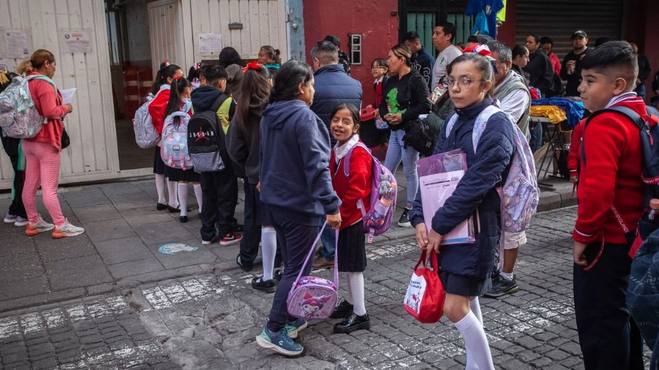 Por lo menos restan 7 puentes en el ciclo escolar 2024-2025