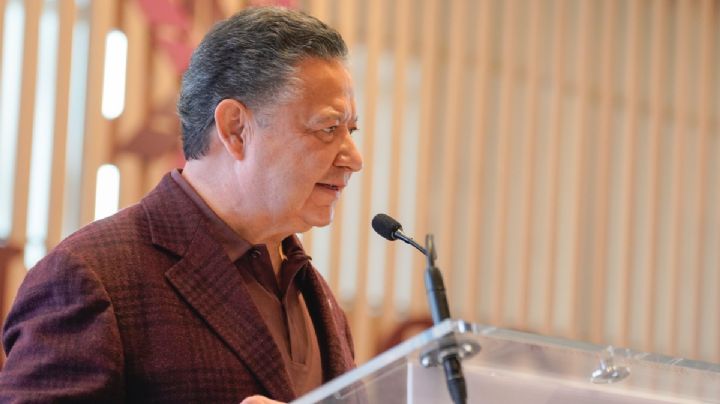 Entrega Julio Menchaca iniciativa para reforma local al Poder Judicial