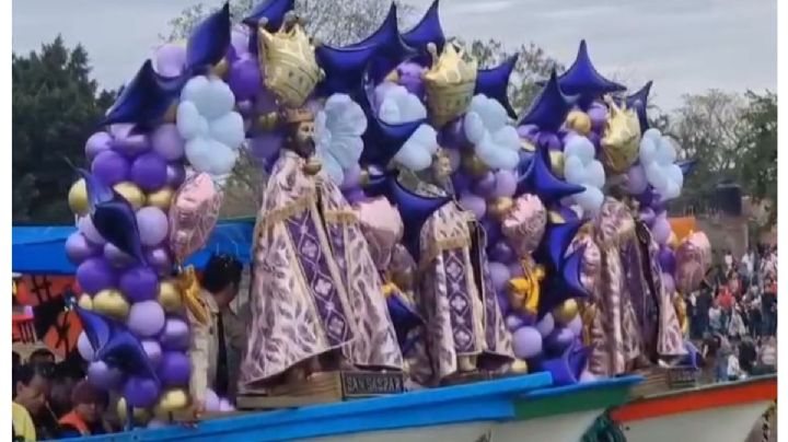 Tradición en Jalisco: los Reyes Magos navegan en lancha por la laguna de Cajititlán | VIDEO