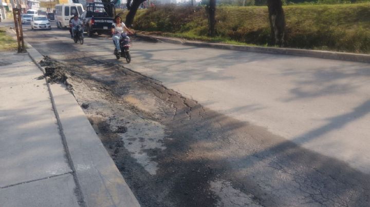 Puente rehabilitado en Teoloyucan presenta fallas a dos días de su reinauguración