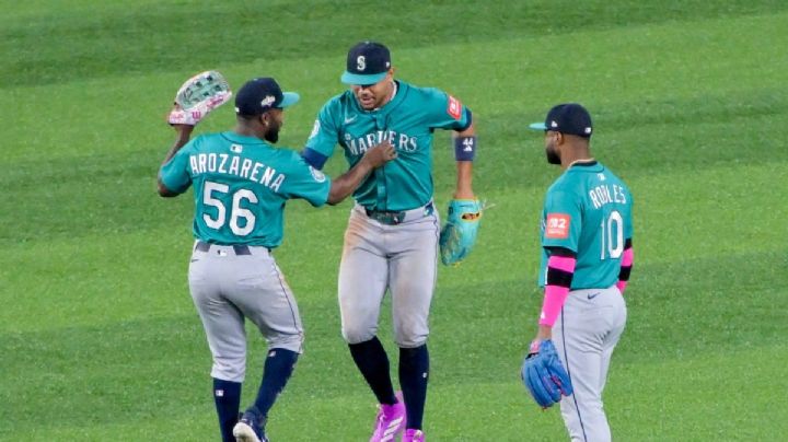 Andrés Muñoz sella victoria de Mariners sobre Blue Jays en la Serie de Campeonato de la Americana