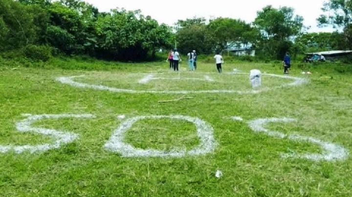 Envían una tonelada y media de víveres a Huehuetla; familiares advierten que la ayuda es insuficiente