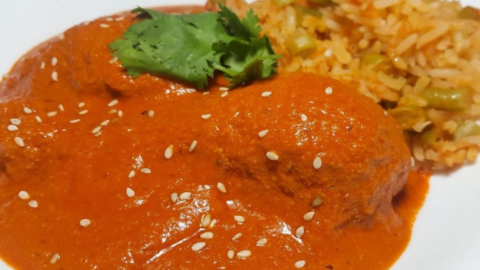 Así puedes preparar un pipián rojo