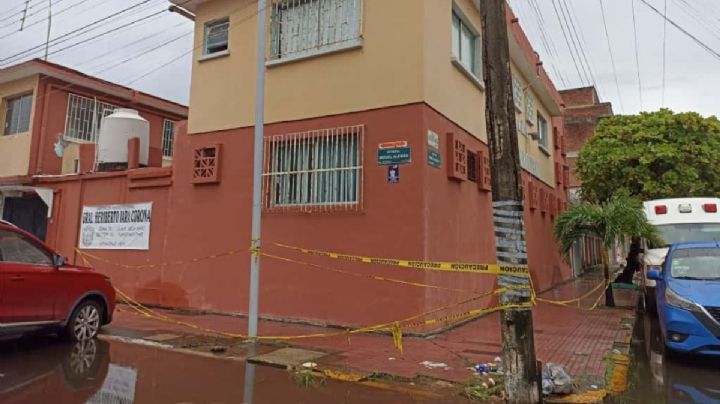 Poste de CFE podría caer encima de kínder en Veracruz, alertan maestras