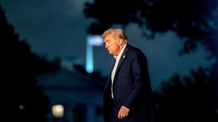 Donald Trump en crisis; se desploma en popularidad y él ignora los datos