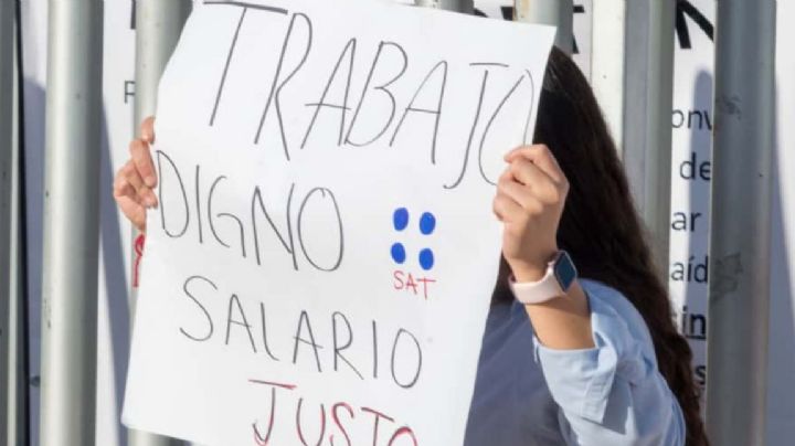 Empleados del SAT toman oficinas en Ciudad Juárez por falta de pago