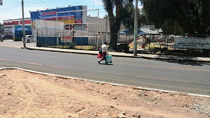 Faltan banquetas, pasos peatonales e iluminación en Pachuca, señala Revolución Urbana