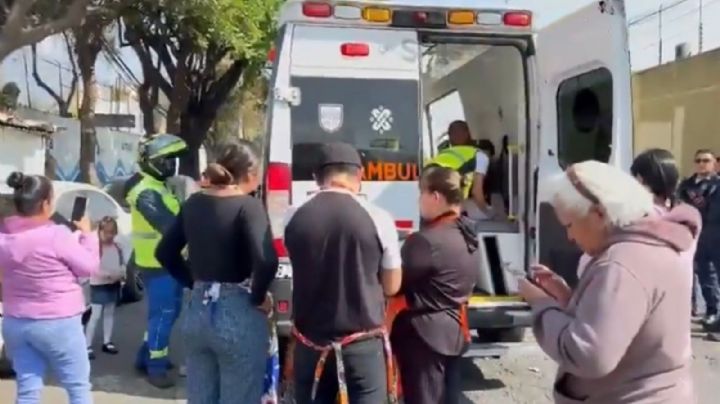 Choque de autobuses en Industrial Vallejo deja más de 10 pasajeros heridos