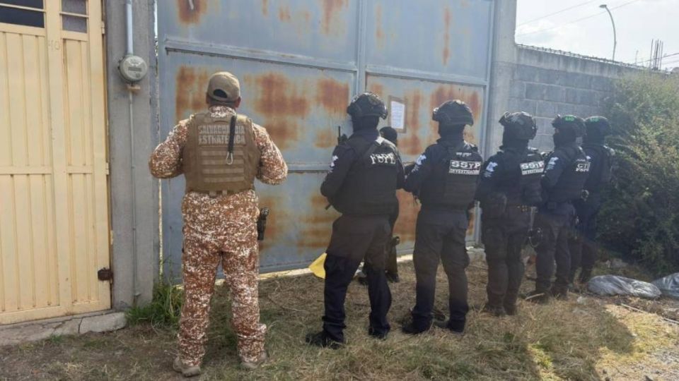 El operativo se derivó de una investigación de la Secretaría de Seguridad y Paz junto con la FGR, Guardia Nacional y PEMEX.