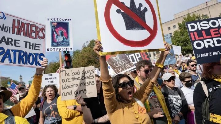 “No Kings”: las imágenes de las protestas masivas contra Trump en varias ciudades de EU