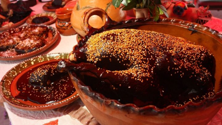 Dónde probar el auténtico mole de San Pedro Atocpan en la Feria del Mole 2025