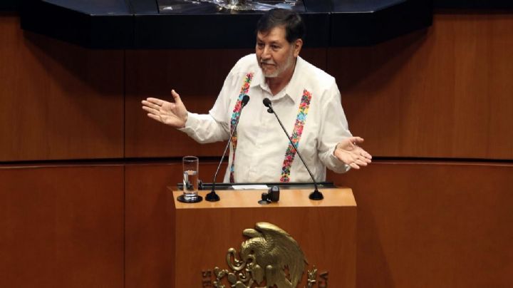 Fernández Noroña informó que pedirá licencia en el Senado para viajar a Palestina; regresará el 2 de noviembre