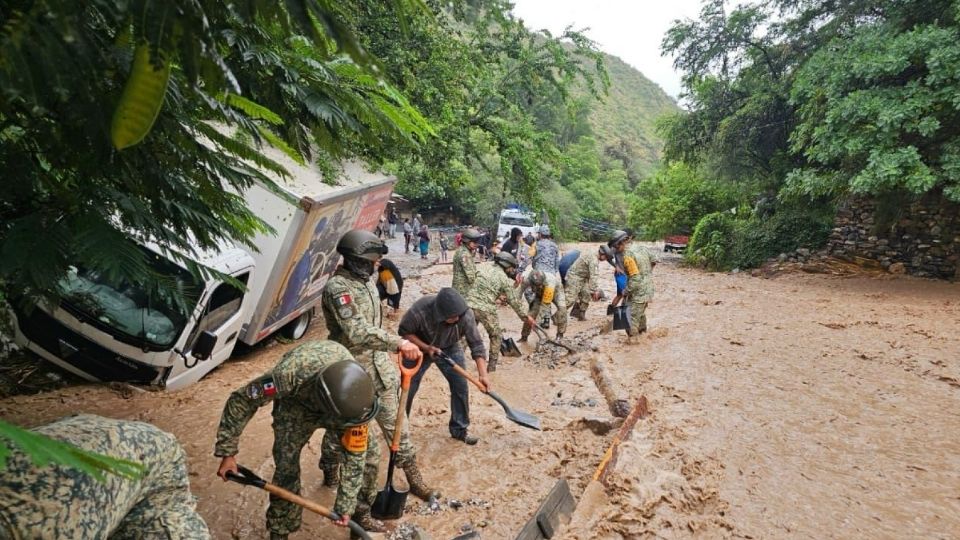A 12 días de la tragedia la limpieza de escombros todavía sigue