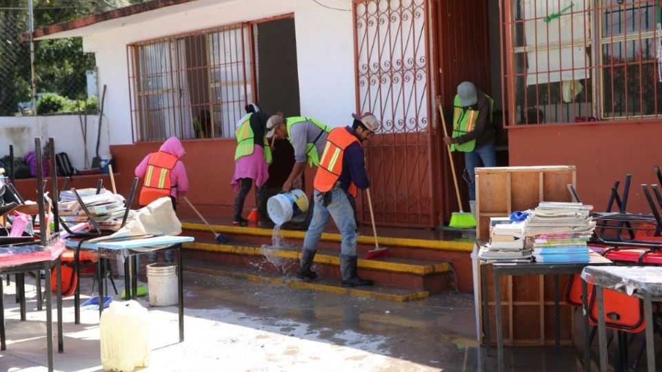 Los estudiantes de nivel básico, medio superior y superior retomaron sus clases, tanto de forma presencial como a distancia