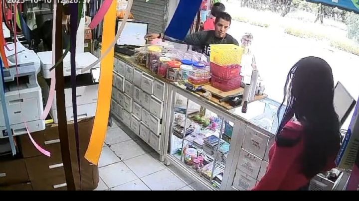 Inseguridad en las colonias Villa Magna y Lomas de Echeveste; asaltan a menores con pistola / VIDEO