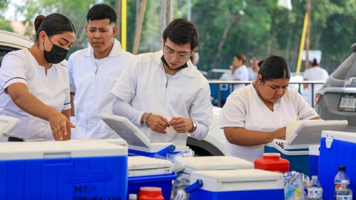 Monterrey aplica miles de vacunas contra covid, influenza y esquema básico