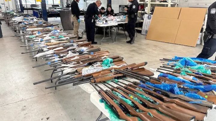 Incautan en Laredo más de 400 rifles vendidos por estadounidenses a los cárteles