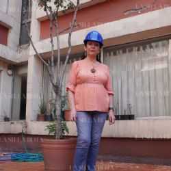 Roma neighborhood: 2017 earthquake leaves neighbors in dispute and building at risk of collapse