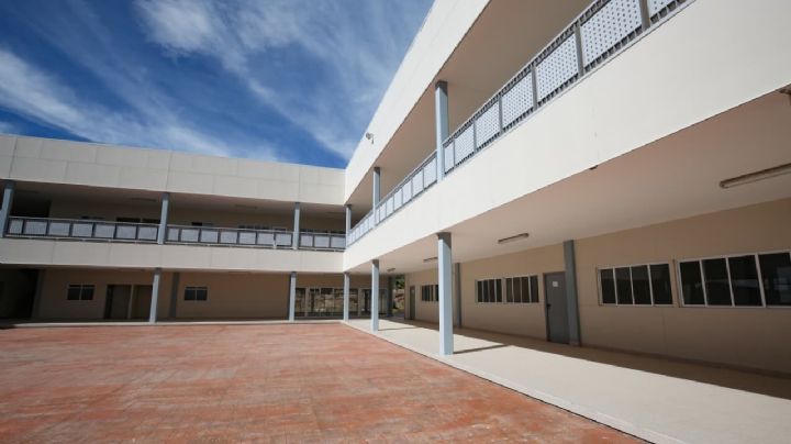 Aunque es nueva, preparatoria de la UAEH será remodelada para el inicio de clases