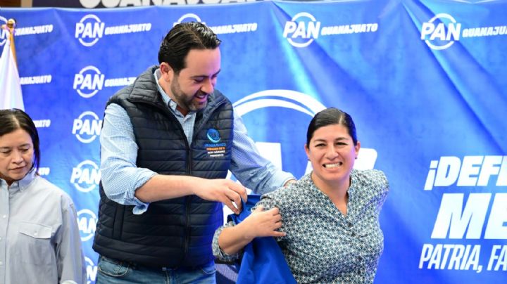 Se pone el chaleco azul Vanessa Sánchez Cordero