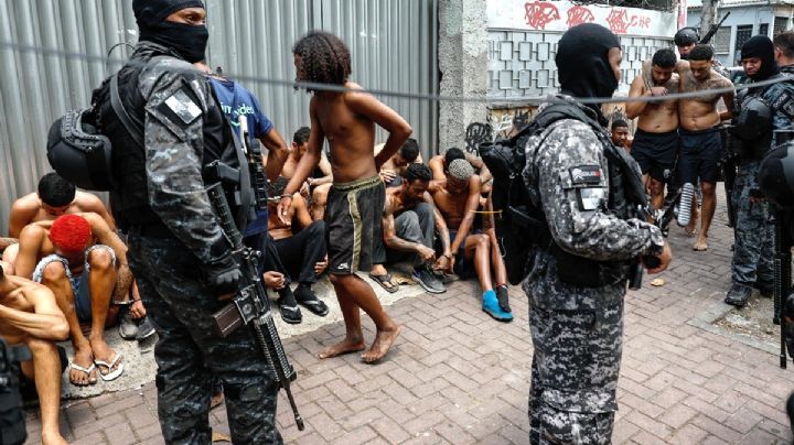 “Vimos cuerpos en fila”: fotógrafo documenta la matanza en las favelas de Río de janeiro
