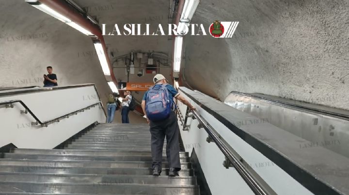 “Nos cuesta mucho trabajo”: el problema permanente de adultos mayores en las escaleras eléctricas del Metro