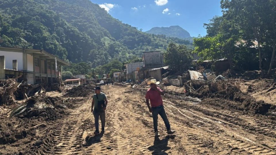 El gobernador de Hidalgo informó sobre las opciones para reubicar y construir más viviendas seguras para los damnificados