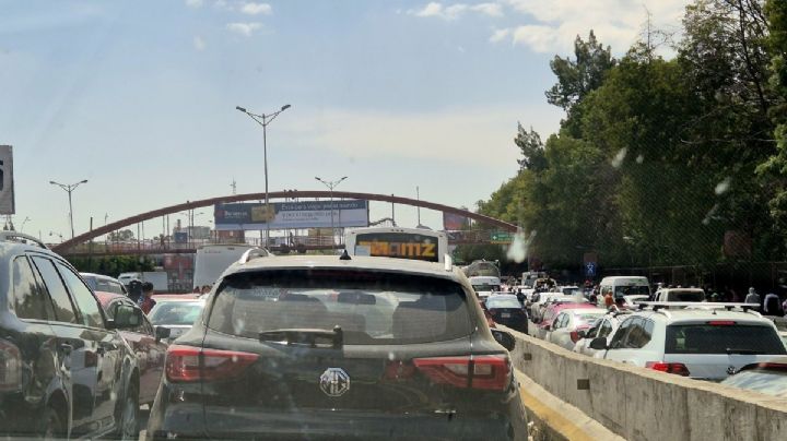 Transportistas y piperos colapsan Periférico Norte y caseta de Tepotzotlán