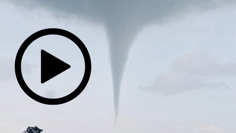 VIDEO: Tornado sorprende en este municipio de Veracruz hoy miércoles 29 de octubre