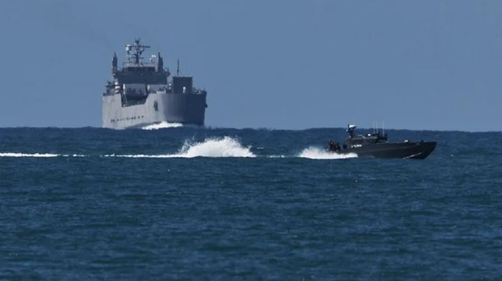 Barco humanitario hacia Gaza es detenido por Israel; activistas reciben asistencia consular española