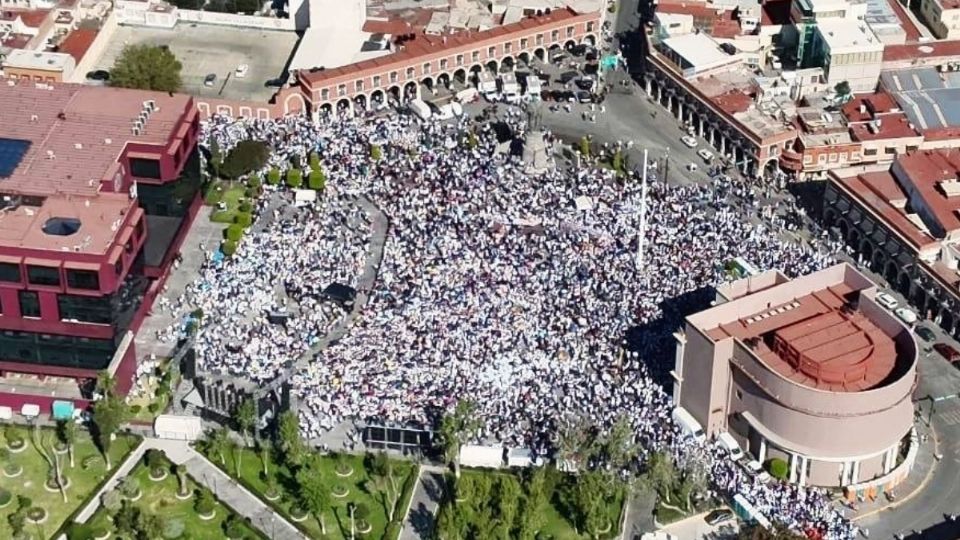 Para conmemorar la Autonomía Universitaria, miles de universitarios salieron a las calles