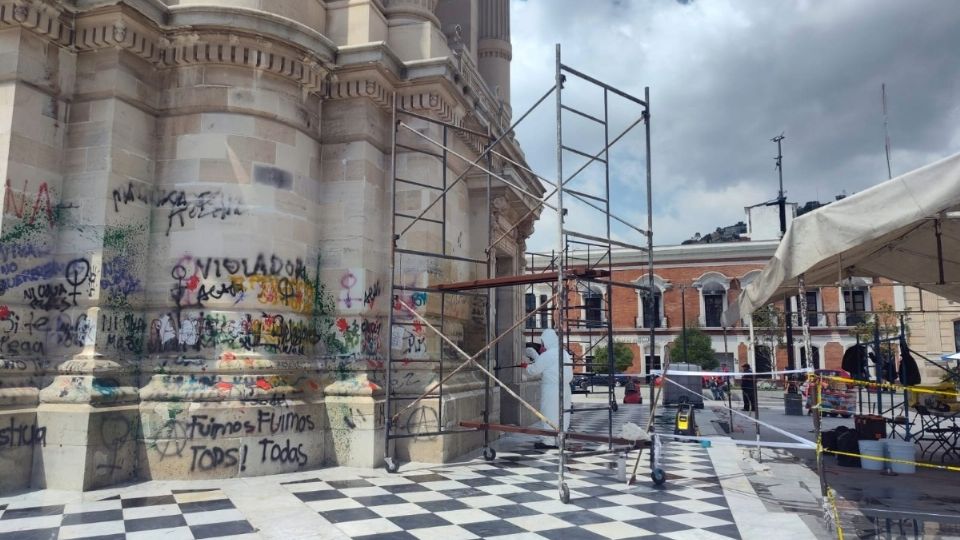 La asociación civil justificó la pinta de monumentos históricos en la capital del estado