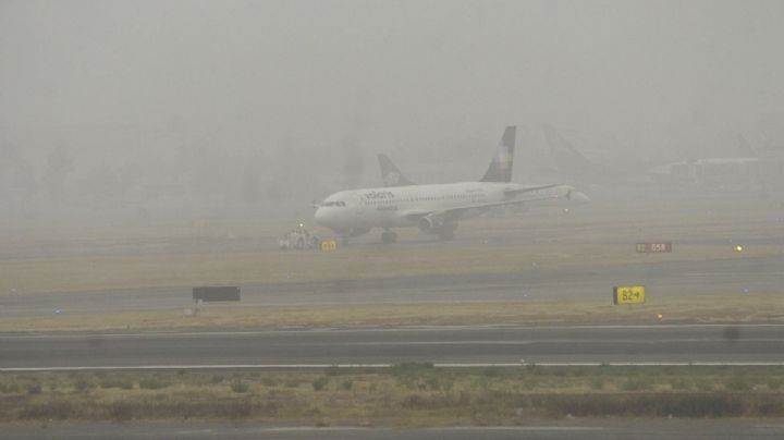 Niebla afecta operaciones en el AICM; Aeroméxico y Volaris pide revisar estatus de vuelos