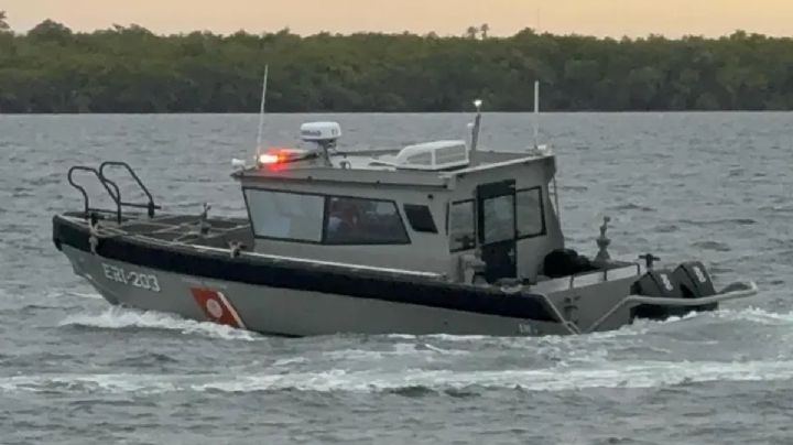 Rescatan a 28 jóvenes en altamar frente a Ahome; Fiscalía confirma que provenían de Chiapas