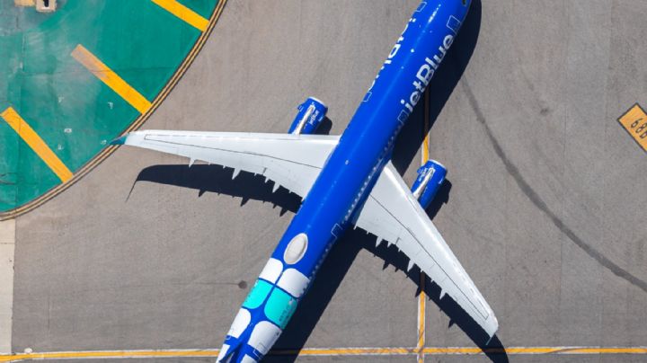 Avión que salió de México tiene que aterrizar de emergencia en Florida